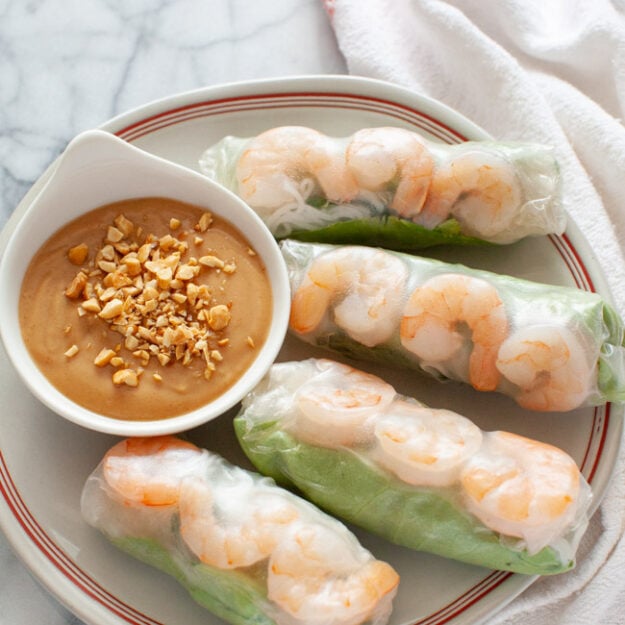 Spring Rolls (2 pcs) | Choose 1 option: VEGETARIAN/ SHRIMP/ PORK/ GRILLED PORK/ GRILLED PORK PATTY